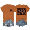 Flach liegendes brennend oranges OP-Schwester-T-Shirt mit Vintage-Druck auf Vorderseite - Gebranntes Orange (Schwarzer Druck)