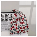 Bolso tote de nailon con flores rojas y gran capacidad para las compras diarias - Modelo 4