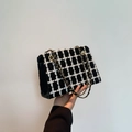 Sac bandoulière élégant en tweed à carreaux noir et blanc avec chaîne dorée chic - Treillis Noir