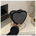 Borsa a tracolla nera a forma di cuore con strass argento e catena dorata - Nero