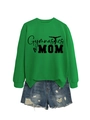 Mise à plat du sweat vert Gymnastics Mom avec un short en jean vieilli - S / Vert Herbe (Police Noire)