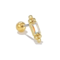 Macro-opname van een gouden kraakbeenpiercing met opaal en glinsterende zirkonia-details - Aurora Rechthoek (EGD0926 Goud)