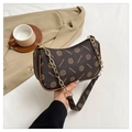 Braune Unterarmtasche mit goldener Kette und Vintage-Monogramm-Muster-Finish - Dunkelbraun