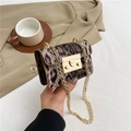 Mini bolso bandolera de leopardo con cadena dorada para un estilo mujer moderno - Marrón