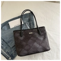 Sac cabas vintage gris foncé à motif patchwork avec fines bandoulières noires élégantes - Sans pendentif / Noir