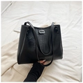 Large black vintage tote bag in crinkled leather with Fashion label for daily use - Black