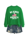 Détail du sweat vert avec le texte No Kings In America et le graphique du drapeau USA - S / Vert Herbe (Graphismes Blancs)