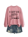 Rosa Sweatshirt mit Slogan und dazu passenden distressed Denim-Shorts im Set - Roségoldenes Sweatshirt (Schwarze Schrift)