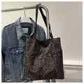 Detail of leopard print suede shoulder bag with dual front pockets and large capacity - Brown