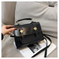 Sac bandoulière classique en cuir PU noir avec rabat et boucles dorées chic - Noir