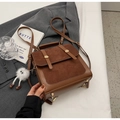 Zaino vintage marrone scuro in pelle opaca e scamosciata con ciondolo a mostro - Marrone (Con Ciondolo)