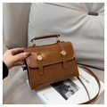 Petit sac carré bandoulière en similicuir marron vintage avec boucle dorée - Marron