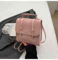 Vintage Damen Rucksack in Rosa mit mattem Finish und goldenen Metallschnallen - Ohne Anhänger / Rosa