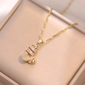 Elegante collana a doppio cuore in oro con cristalli di zircone in una scatola da regalo - Stile Doppio Cuore Dorato (X0097)