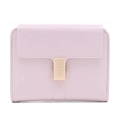 Détails du portefeuille en cuir rose avec boucle dorée en forme de cœur et coutures fines - Violet