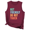 Detalle de camiseta burdeos sin mangas con estampado de eslogan y nudo decorativo abajo - S / Burdeos