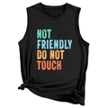 Detalle de camiseta negra con estampado colorido Not Friendly Do Not Touch y nudo en dobladillo - S / Negro