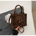 Borsa tote vintage leopardata in velluto morbido con manici e tracolla rimovibile - Marrone