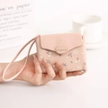 Cartera corta de cuero PU rosa con estampado de cerezas, hebilla dorada y asa - Rosa