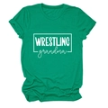 Détail du t-shirt vert en coton avec imprimé Wrestling Grandma blanc et manches retroussées - S / Vert Foncé (Police Blanche)