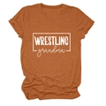 Détail du tissu orange brûlé et de l'imprimé blanc Wrestling Grandma sur le t-shirt - S / Orange Brûlé (Police Blanche)