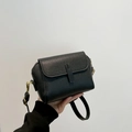 Classic black crossbody bag in pebble leather with vintage gold hardware for women - Black Type 1