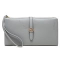 Détail d'un grand portefeuille en cuir PU gris clair avec motif feuille et dragonne - Bleu Gris