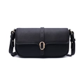 Detalle del bolso de cuero PU negro texturizado con hebilla metálica ovalada dorada - Negro