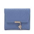 Petit portefeuille matelassé bleu pour femme avec pendentif feuille en métal doré - Bleu foncé