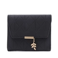Petit portefeuille noir pour femme avec pendentif feuille et motif matelassé - Noir Classique