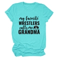 Détail du t-shirt bleu clair avec imprimé My favorite wrestlers call me Grandma - S / Bleu Eau Profonde