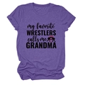 Détail du t-shirt violet chiné avec l'imprimé My favorite WRESTLERS calls me GRANDMA - S / Mauve Fleur