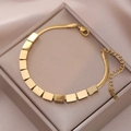 Elegante bracciale in acciaio inossidabile dorato con incisione LOVE e catena a serpente - Oro