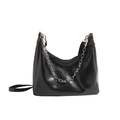 Borsa hobo minimalista in pelle nera lucida con catena d'argento e tracolla regolabile - Nero
