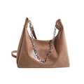 Borsa a spalla vintage marrone in ecopelle con catena d'argento e tracolla lunga regolabile - Cachi