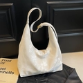 Borsa hobo bianca con motivo marmoreo, tracolla regolabile e grande capacità - Bianco Sporco