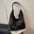 Minimalist black marble pattern tote bag with glossy finish and large capacity - Marble Pattern Style / Black