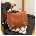 Vintage caramel brown PU leather backpack with荔枝 texture and gold buckle detail - No Pendant / Brown