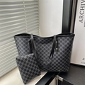 Ensemble sac cabas monogramme noir et gris avec petite pochette zippée assortie pour femme - Noir