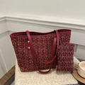 Rote Tweed-Einkaufstasche mit passender kleiner Tasche und goldenen Details - Rot