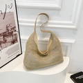 Borsa tote intrecciata a rete in rafia beige di moda con tracolla sottile - Cachi