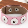 Rosa Lederarmband mit drei silbernen Metalldruckknöpfen für individuellen Schmuck - Rosa
