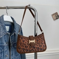 Borsa baguette vintage leopardata con tracolla in pelle marrone e fibbia dorata - Marrone Rosso