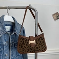 Borsa sottobraccio leopardata alla moda con fibbia H dorata e finiture in pelle per donna - Marrone