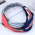 Fascia elastica incrociata con design color-block rosso corallo, blu navy e a strisce - Rosso Corallo Blocchi di Colore a Righe