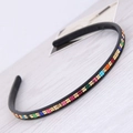 Rutschfester Regenbogen-Strass-Haarreif mit Zähnen in elegantem Schwarz-Matt - Mehrfarbig (09052402)