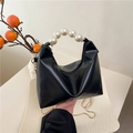 Elegante bolso negro brillante con asa de perlas grandes y cadena dorada para mujer - Negro