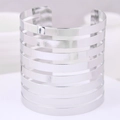 Bracelet manchette ajouré argenté élégant avec finition métallique minimaliste - Style argenté creux à 9 couches (8 bandes argent 0150735150)