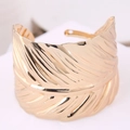 Gold feather cuff bracelet with detailed texture and adjustable minimalist open design - Feather Texture Gold Style (Leaf Gold 0150735153)