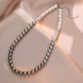 Elegant gradient pearl necklace with white to dark grey pearls and silver clasp - 8mm / Multicolor